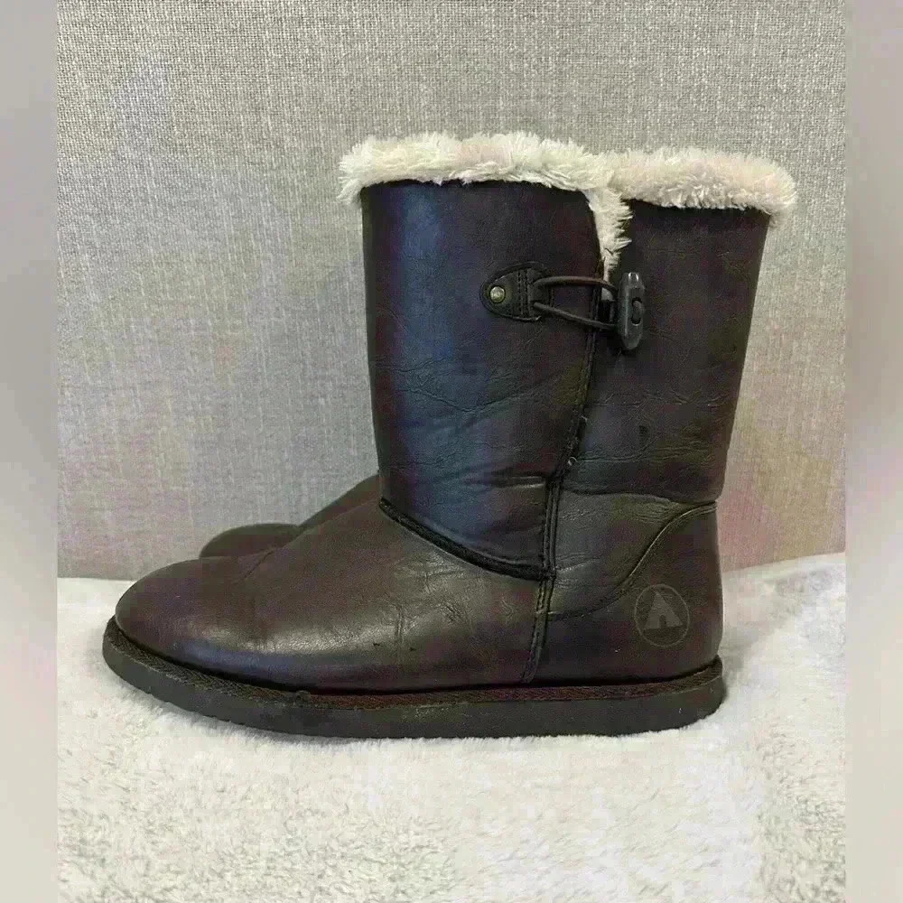 Airwalk Myra brown vegan leather faux fur trim boots size 9.5